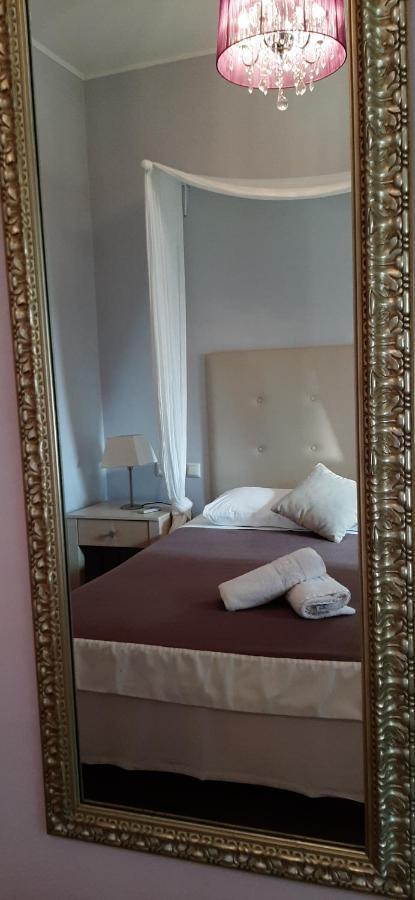 Viena Rooms & Apartments Palaiochora Eksteriør billede